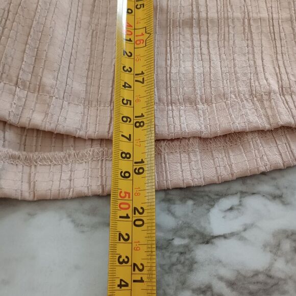 NWT Sabrina Lauren Gauzy Cream Color Polyester Short Pockets Size 1X - Picture 6 of 6